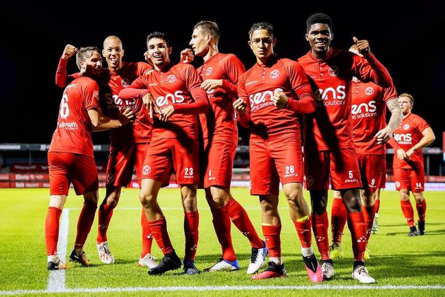 制定战术和 制定战术和